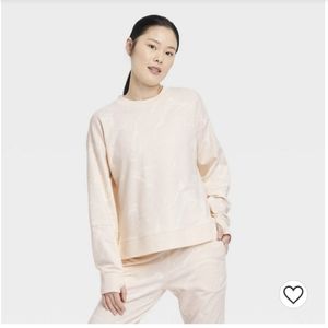 NWT All In Motion French Terry Crewneck Cream Long Sleeve Sweatshirt Size Small